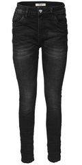 Jewelly Damen Jeans  | Schwarze Stretch Jeans Five-Pocket im Crash-Look | Boyfriend -Cut - im Crash-Look mit Reißverschluss und  Schmuckknopf