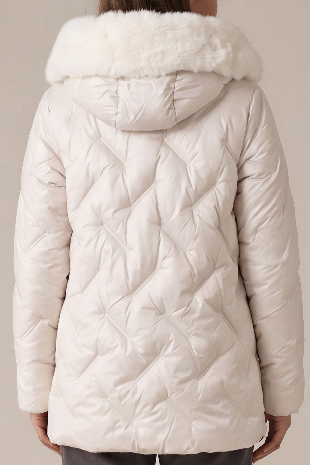 Steppjacke mit Kunstfell-Kapuze