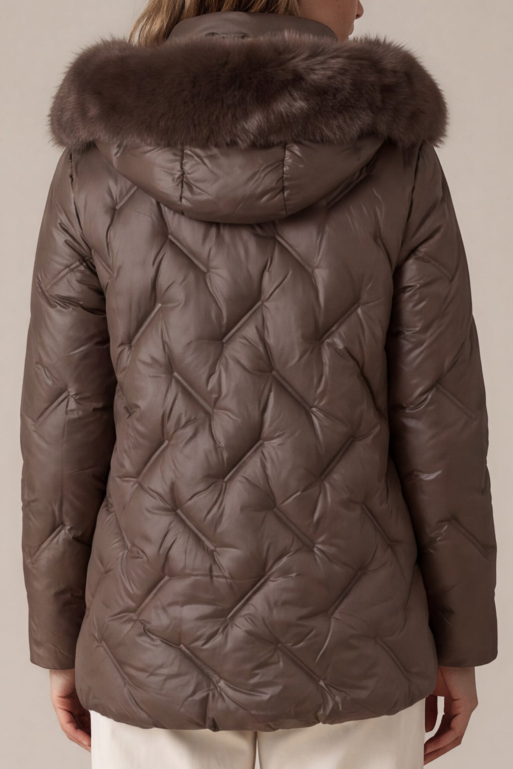 Steppjacke mit Kunstfell-Kapuze