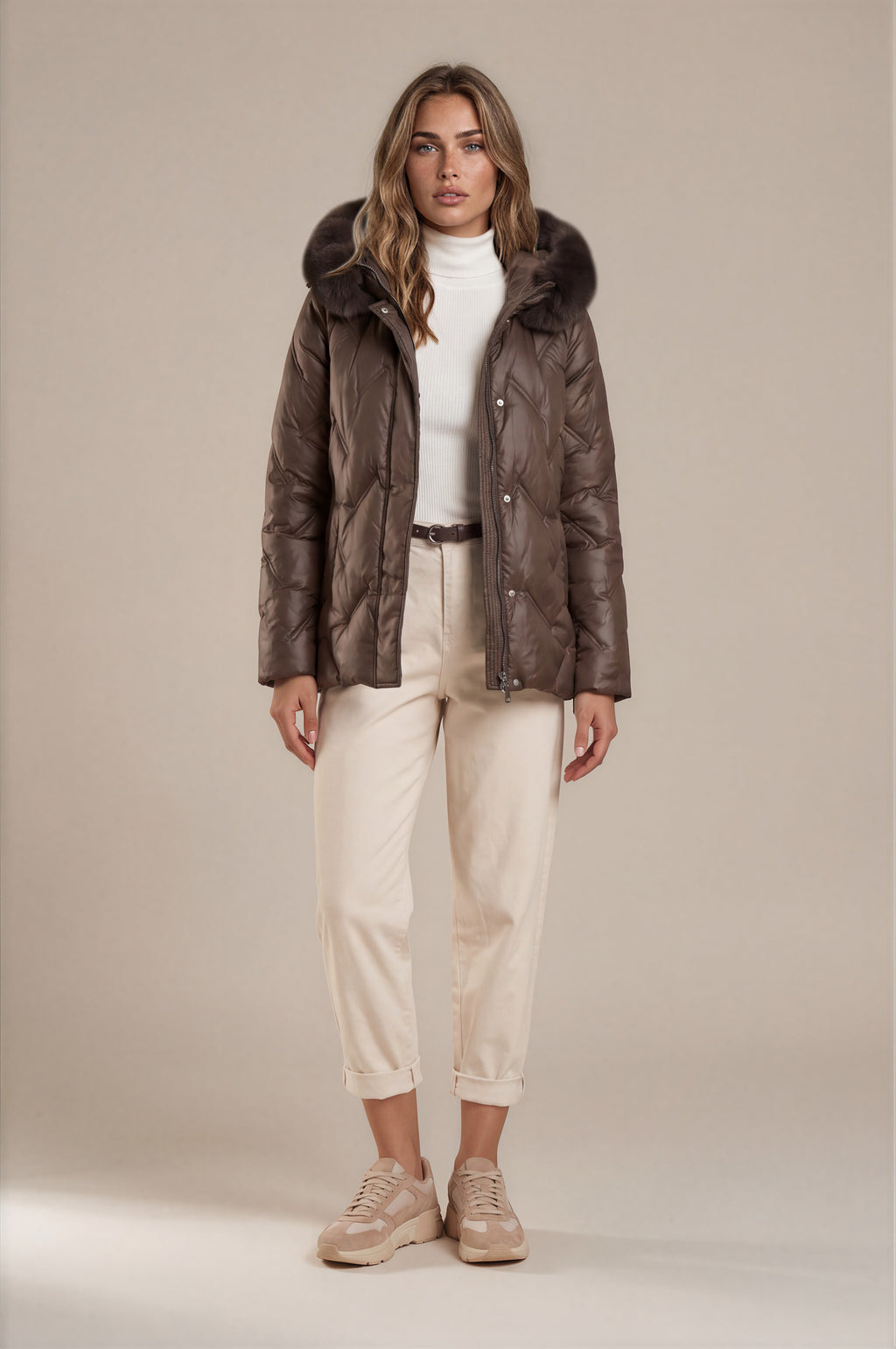 Steppjacke mit Kunstfell-Kapuze