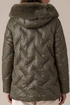 Steppjacke mit Kunstfell-Kapuze