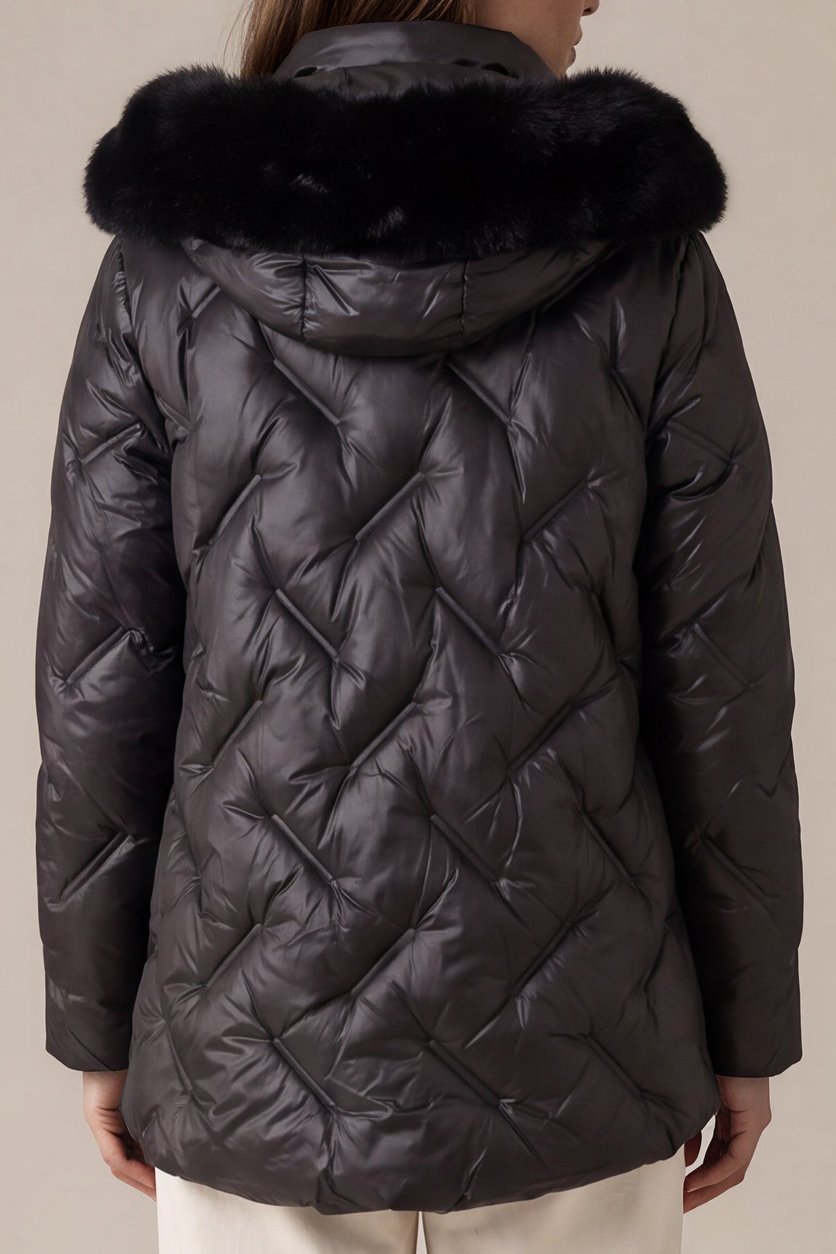Steppjacke mit Kunstfell-Kapuze
