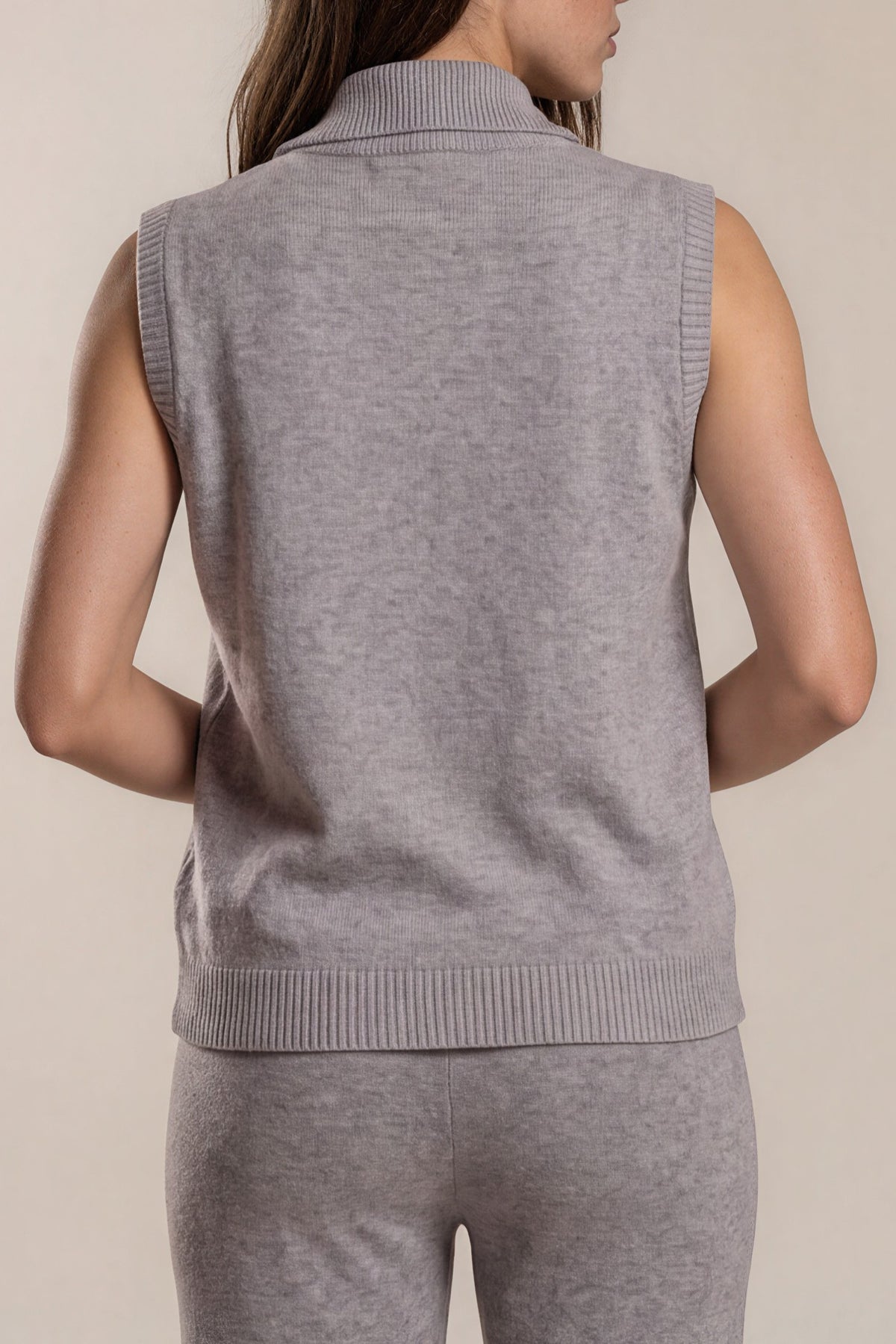 Strickpullover mit Troyerkragen und Reißverschluss