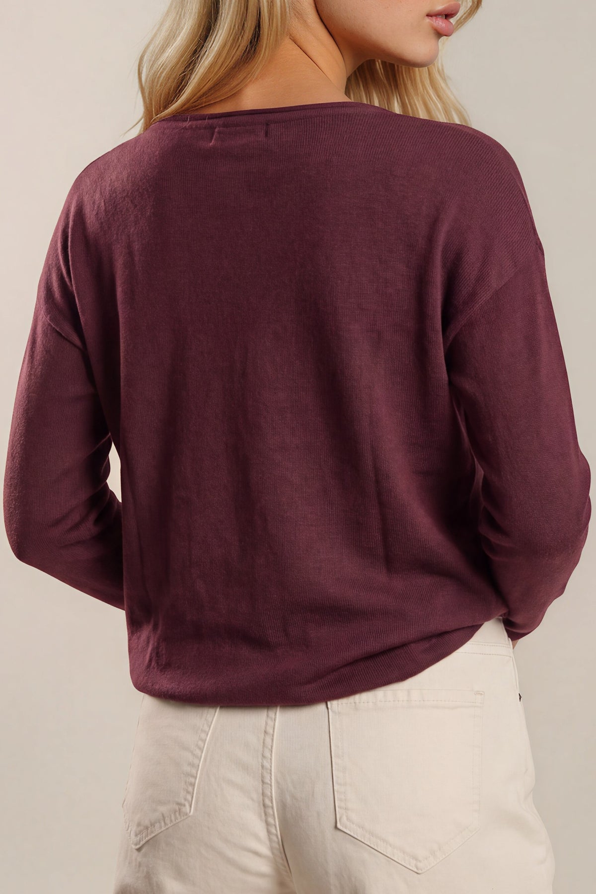 Feinstrickpullover mit Rundhalsausschnitt