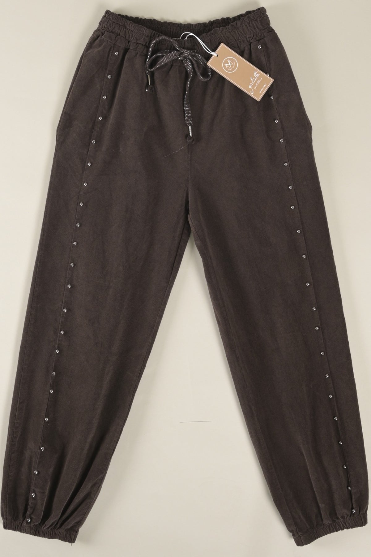 Jogger-Hose mit Nieten-Details