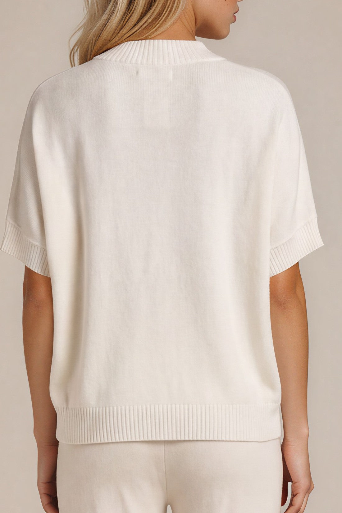 Kurzarm-Strickpullover mit Stehkragen