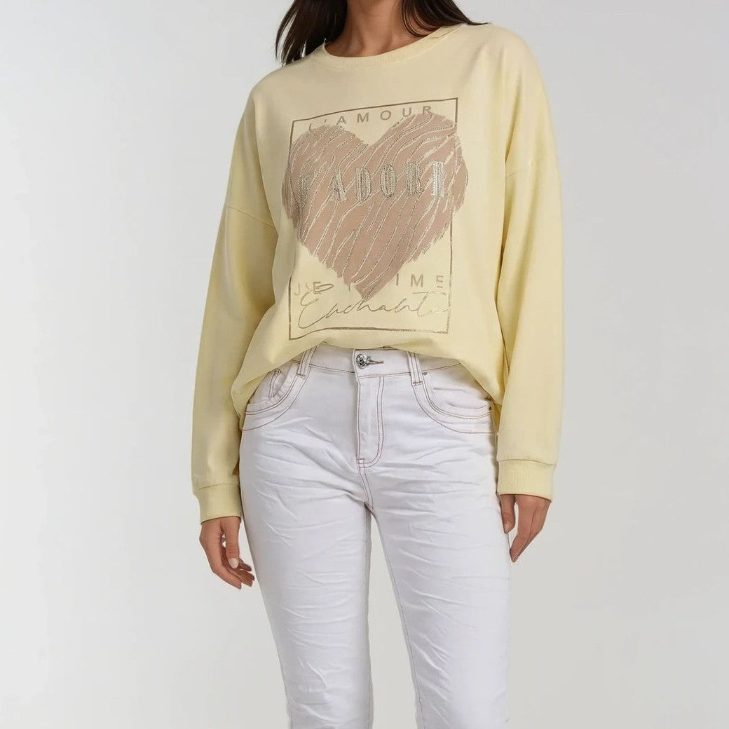 Longsleeve mit Herzmotiv & Strassdetails – „L’AMOUR“