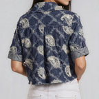Kurzarm-Bluse im Denim-Look