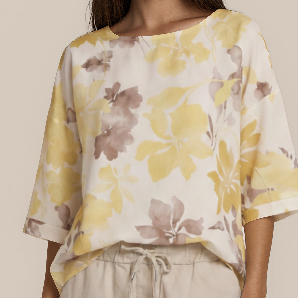 Top mit StickereiFlorales Oversize-Shirt