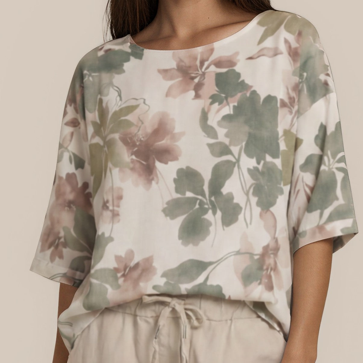 Top mit StickereiFlorales Oversize-Shirt
