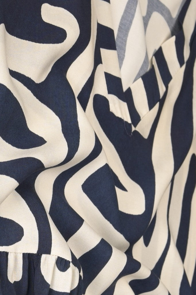 Gemustertes Midi-Kleid Ethno-Print