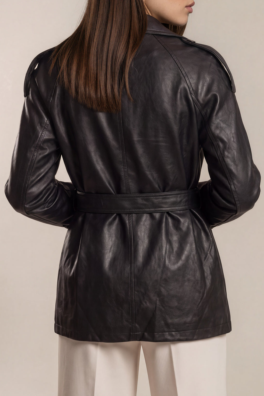 Trenchjacke in Lederoptik mit Gürtel