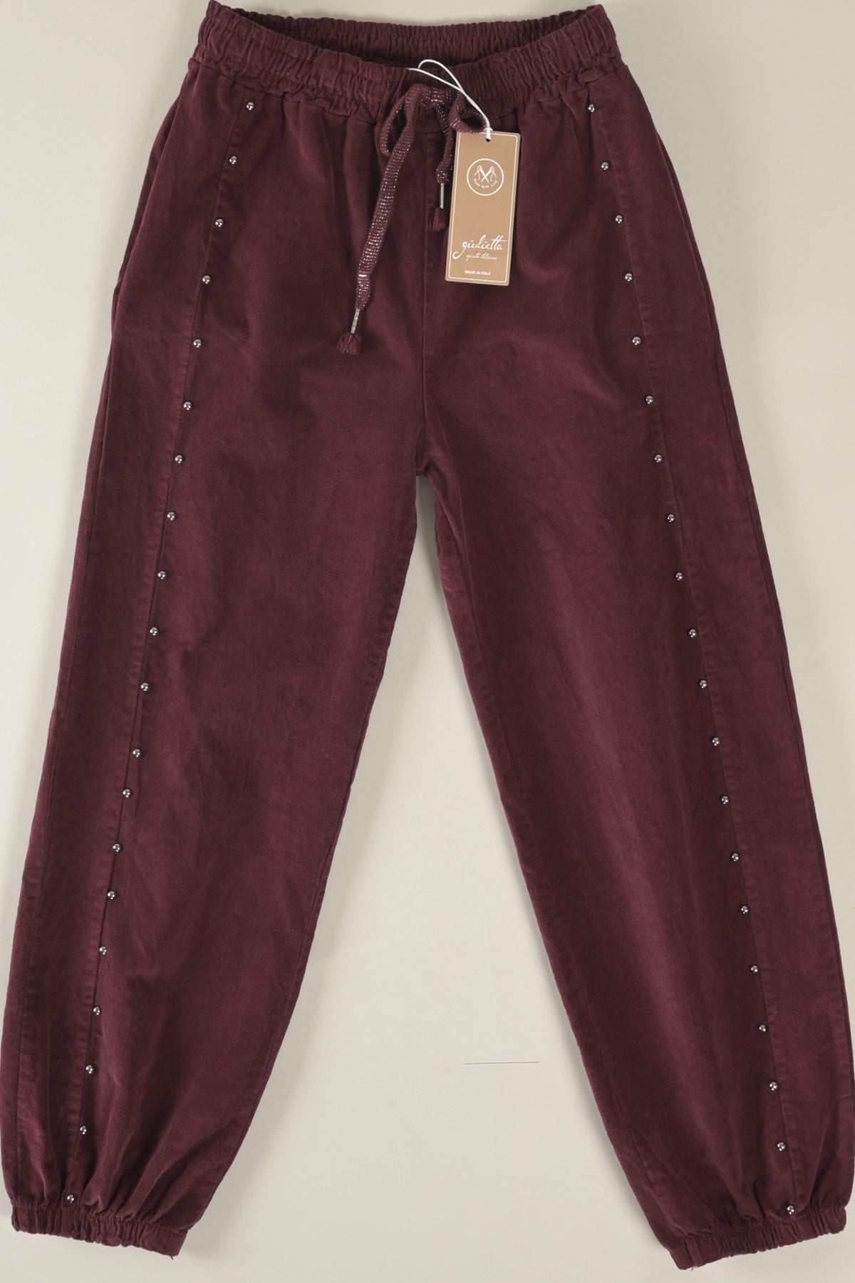 Jogger-Hose mit Nieten-Details