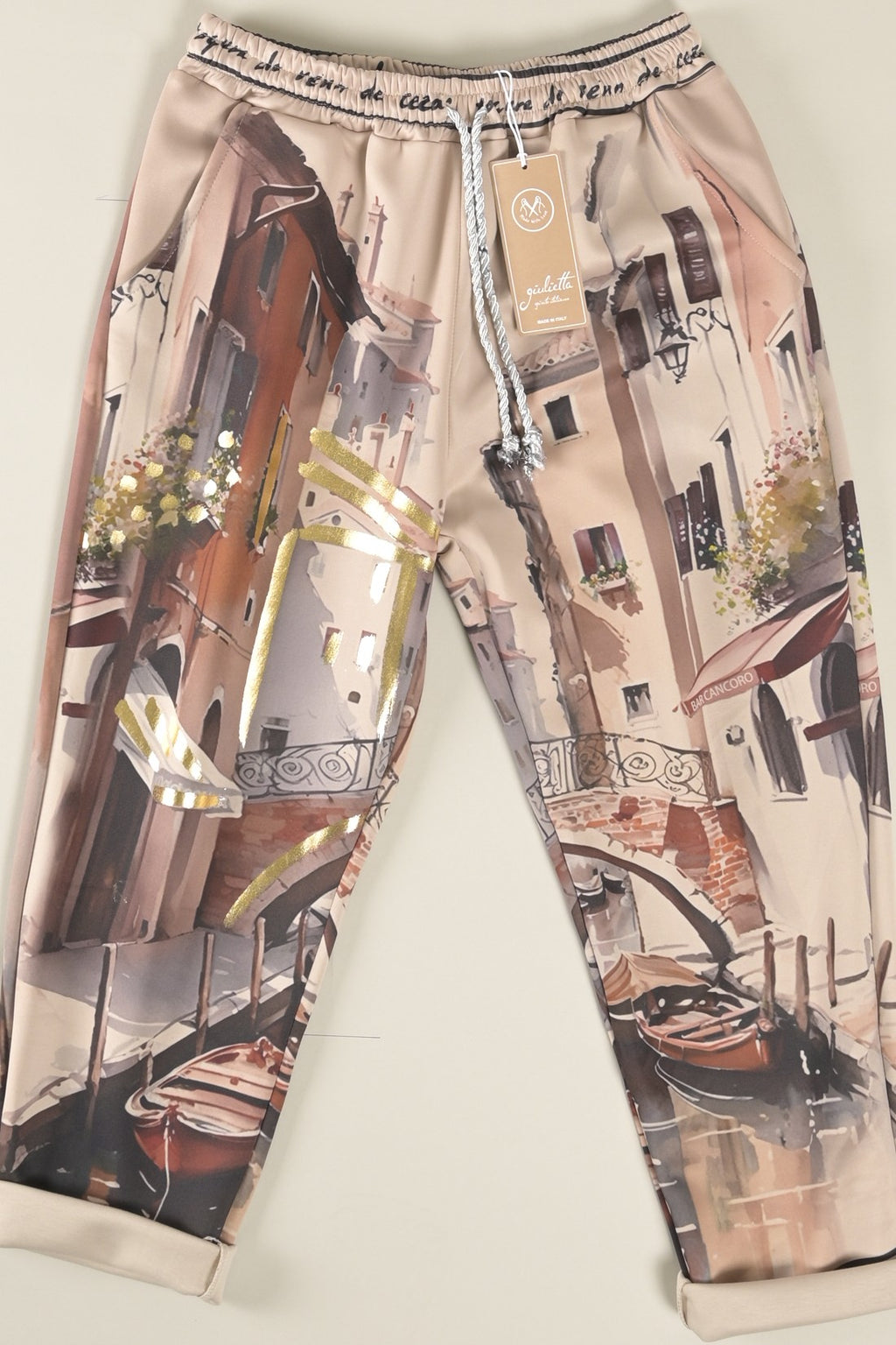 Print-Hose mit Italien-Motiv und Goldakzenten