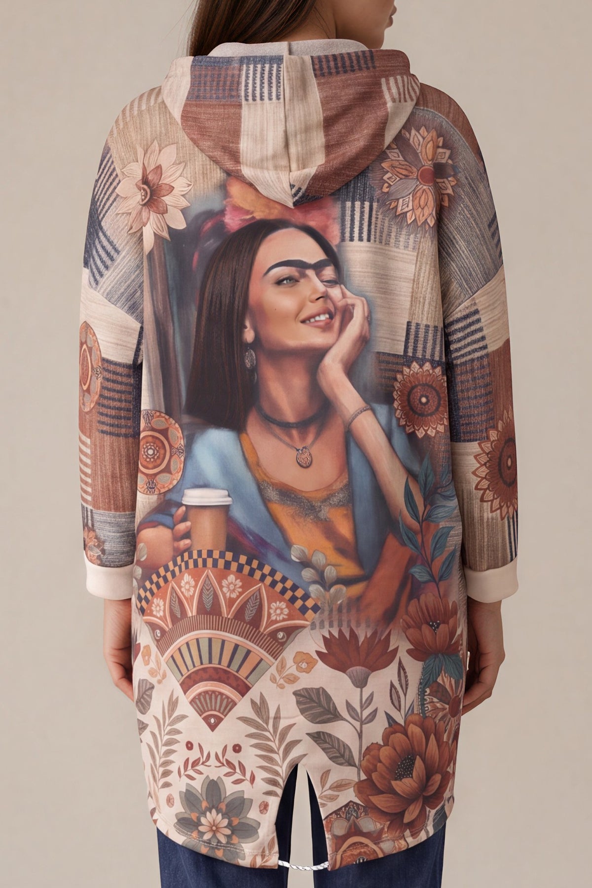 Long-Hoodie mit Frida- und Blumenprint