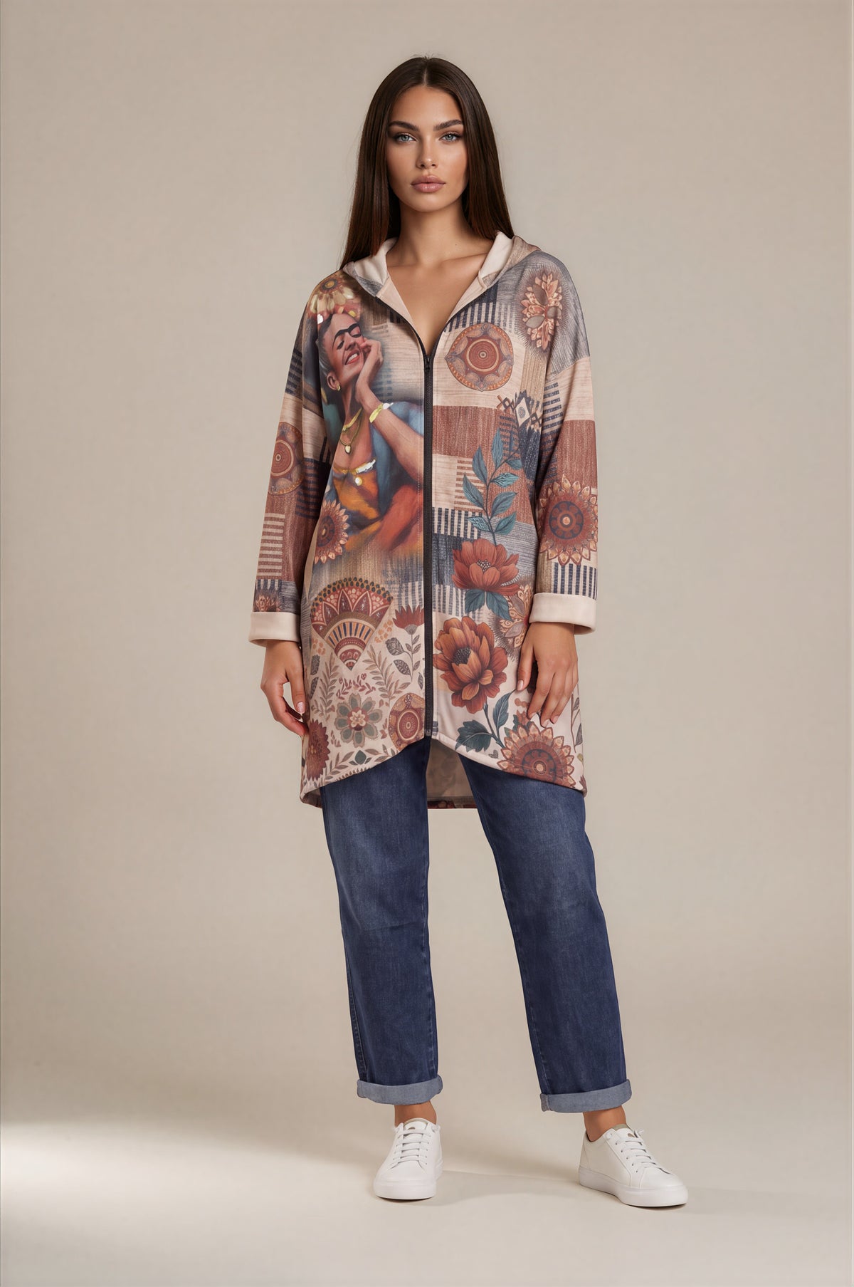 Long-Hoodie mit Frida- und Blumenprint