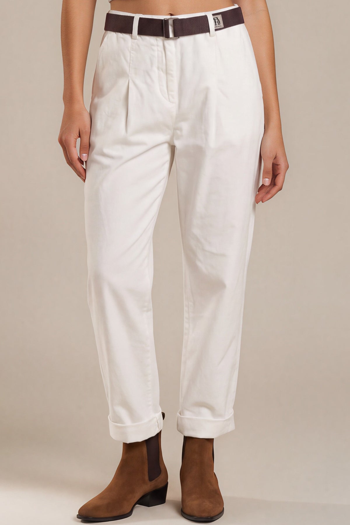 Lässige Cordhose mit Bundfalten