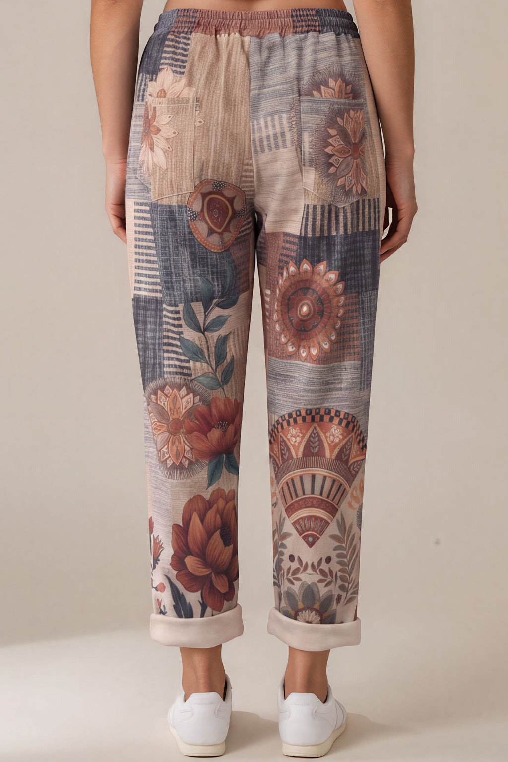 Print-Hose mit Frida-Motiv und Tunnelzug