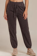 Jogger-Hose mit Nieten-Details